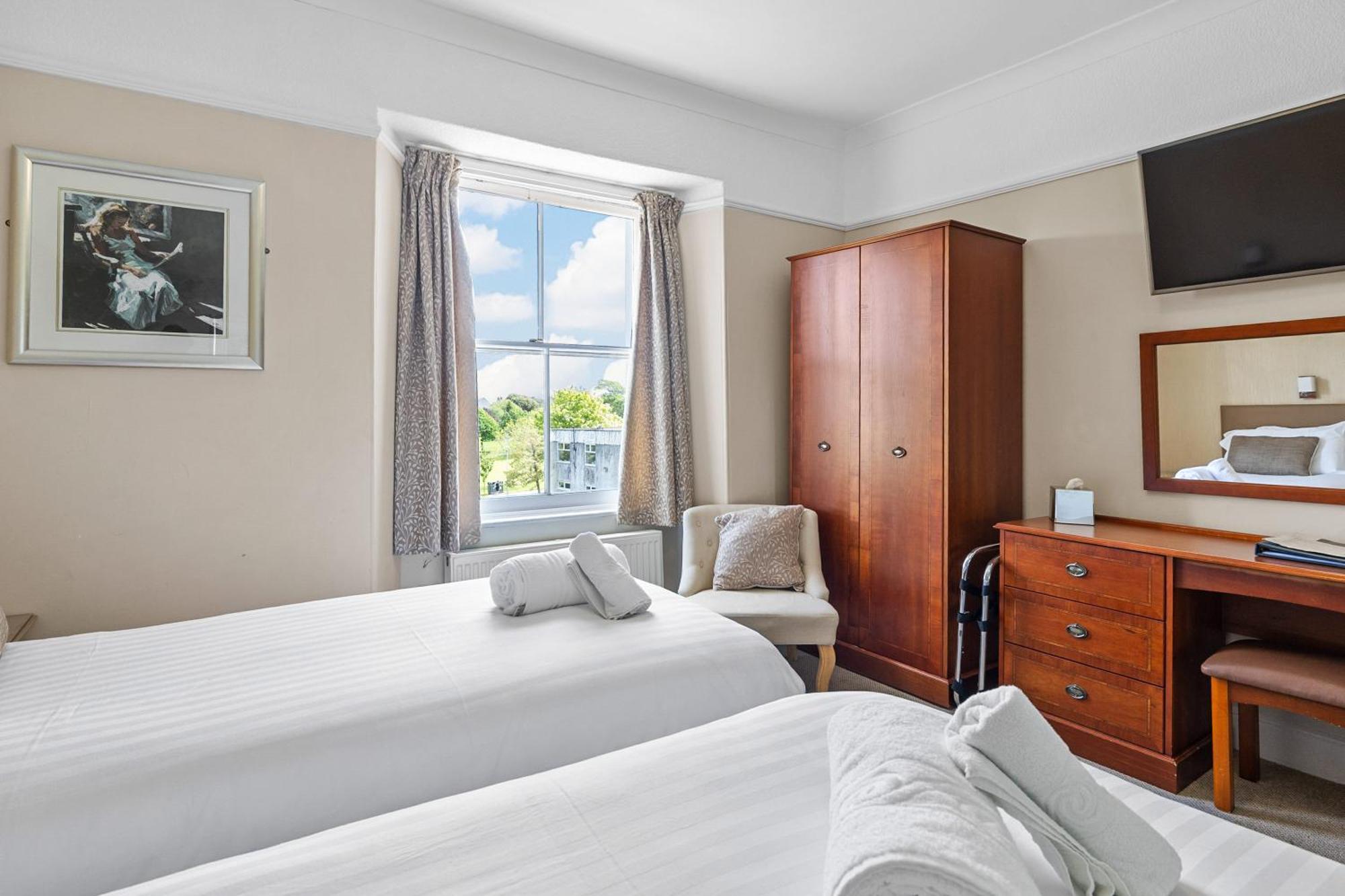 Invicta Hotel Plymouth Esterno foto