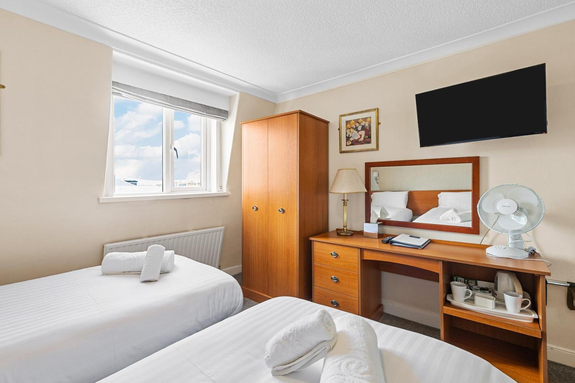 Invicta Hotel Plymouth Esterno foto