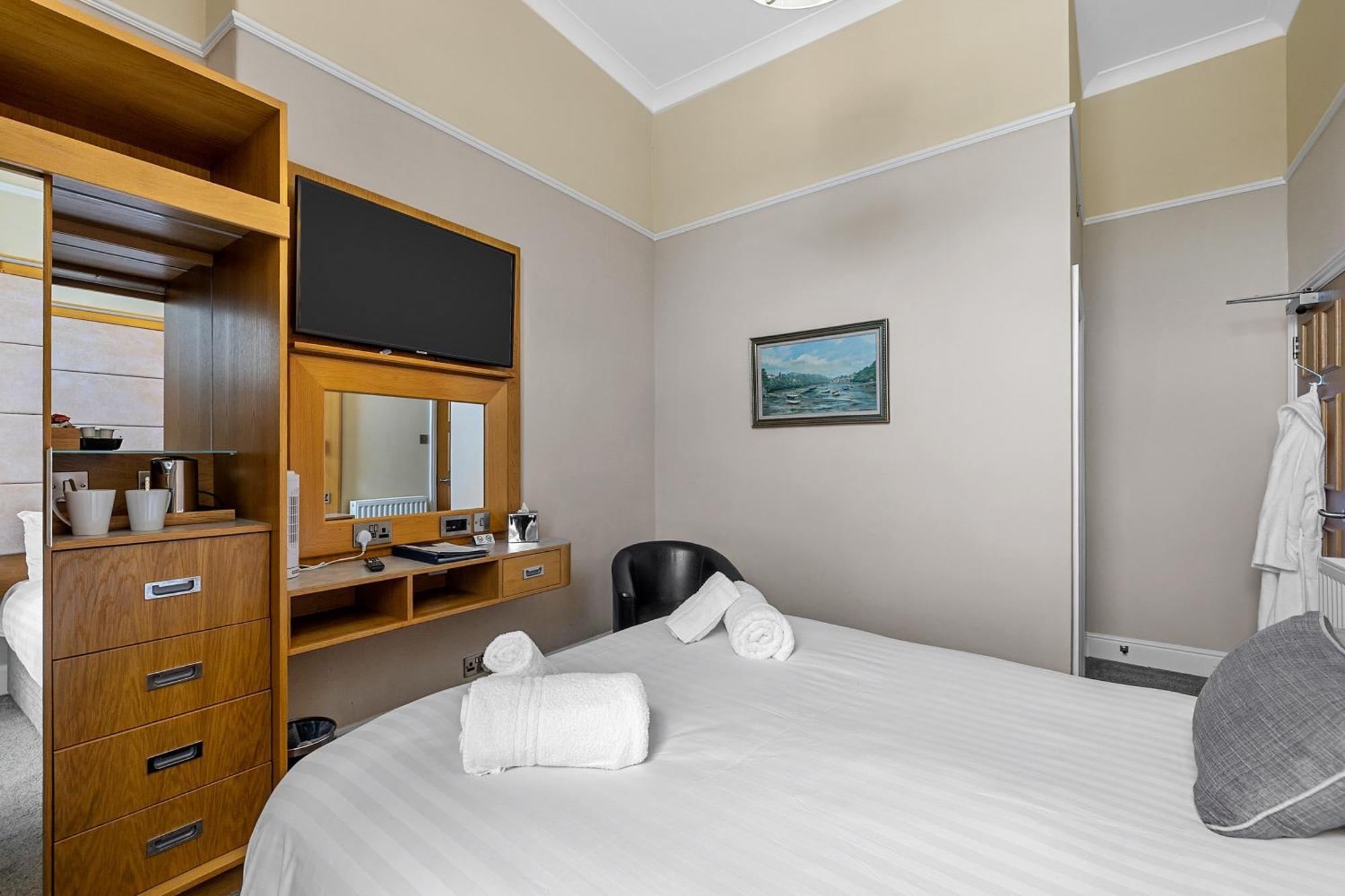 Invicta Hotel Plymouth Esterno foto